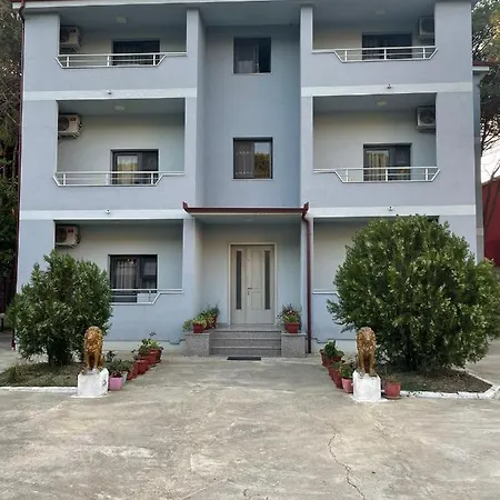 Aparthotel Vila Leo Golem (Tirana)