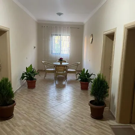 Vila Leo Aparthotel Golem (Tirana)